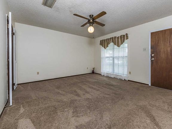 5th image of 310 Toulouse Dr