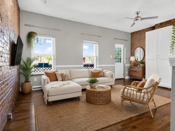 11 Medford St #3, Chelsea, MA 02150