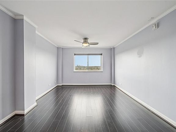 3rd image of 1501 Clairmont Rd APT 1911