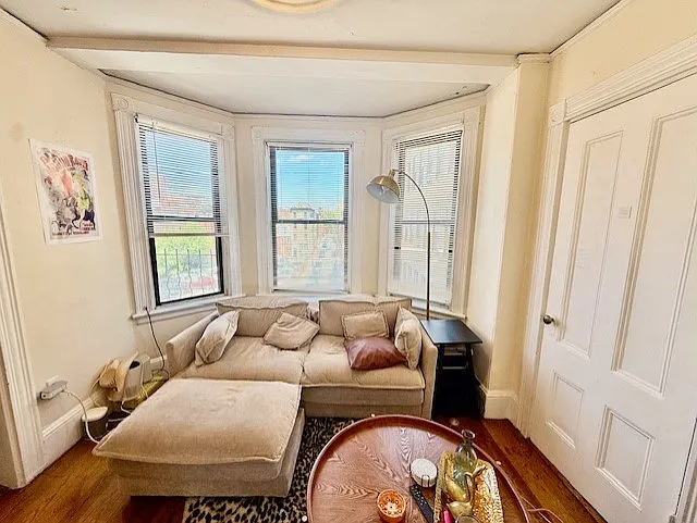1 bed, 9999 sqft, $2,450 — Photo 3