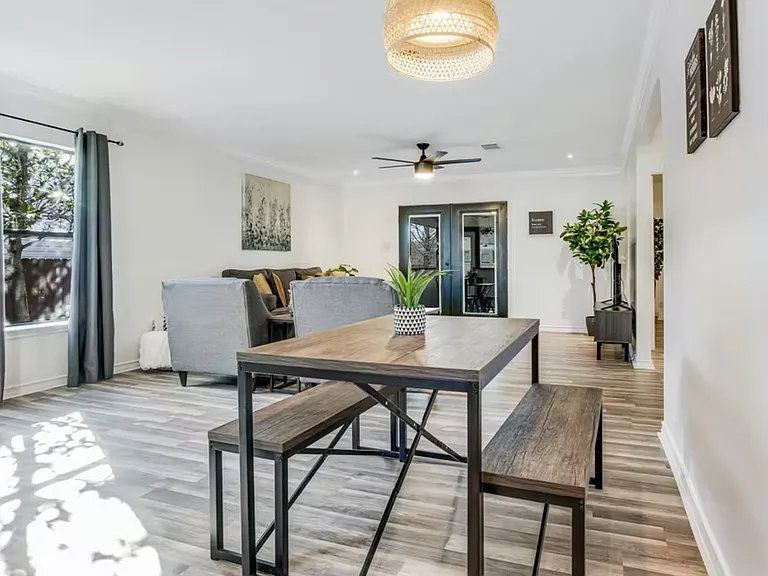2902 Donnell Dr — Photo 14