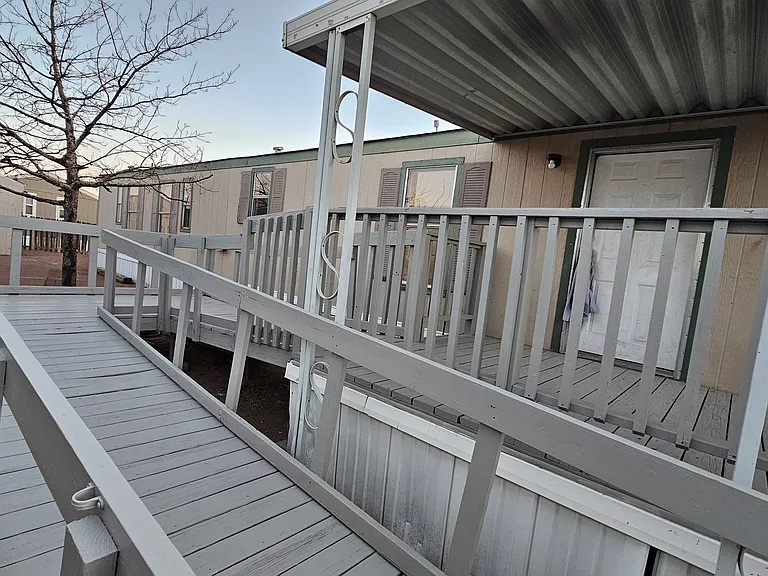 Harrison St — Photo 4