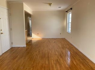 53 Erie St FLOOR 2, Elizabethport, NJ 07206
