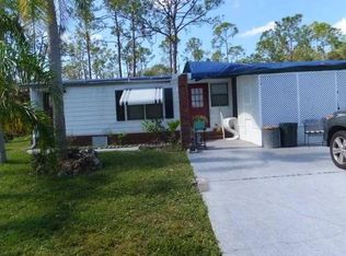 19583 Charleston Cir, North Fort Myers, FL 33917