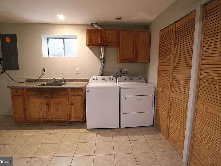 4918 Althea Dr — Photo 22
