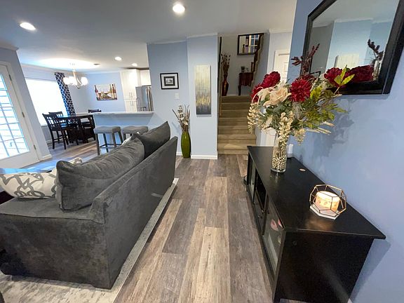 Living room, main level