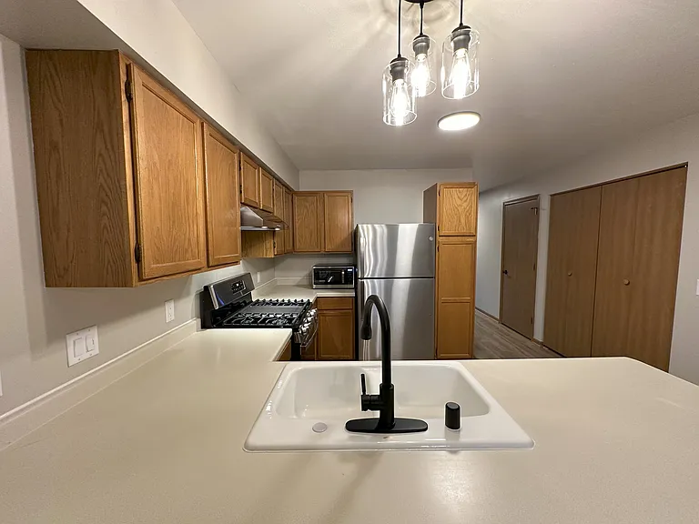 2046 Cliff Alex Ct S #4 — Photo 17