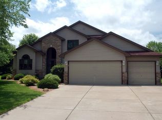 3601 91st Cres N, Brooklyn Park, MN 55443
