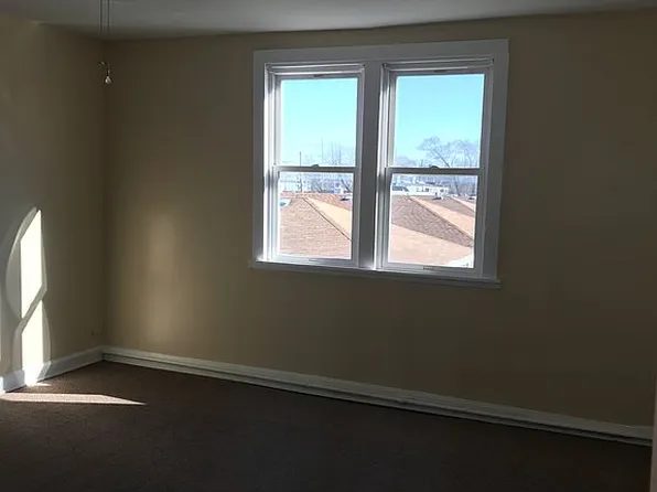 3427 Madison St, Bellwood, IL 60104