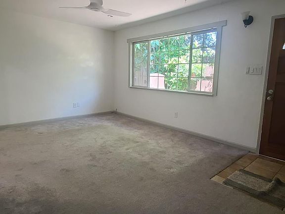 4th image of 303 Boyce Street