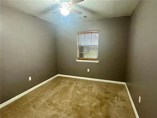 101 Moonraker Dr — Photo 14