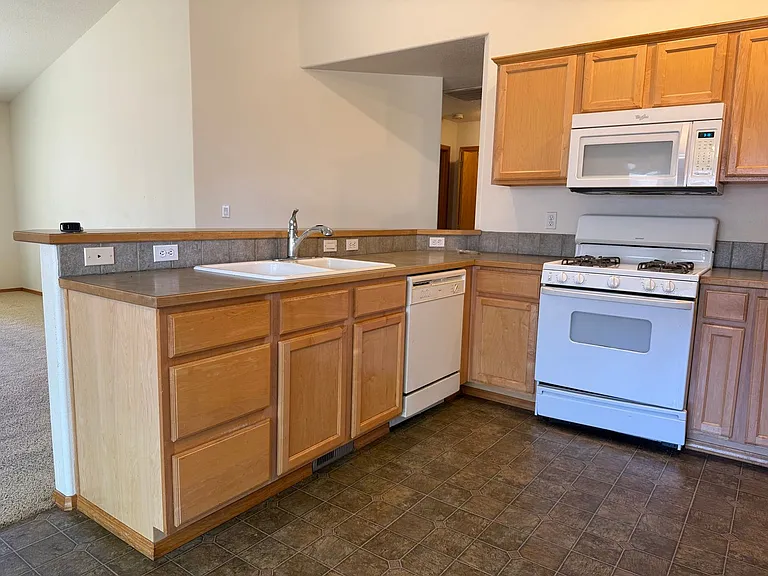 20591 Conifer Ave — Photo 7