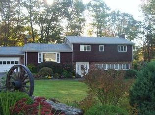 1 Hayes Hart Rd, Windham, NH 03087