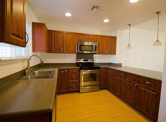 4th image of 530 Kunehi St APT 803