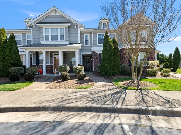 224 Duck Mill Cir, Cary, NC 27519