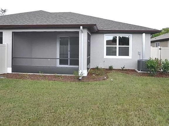 4th image of 18 Collingwood Ln #A