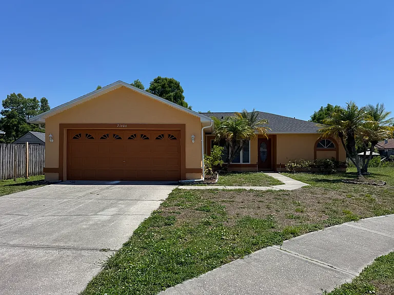 21606 Rosewood Ct — Photo 1