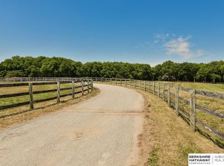 14222 Calhoun Rd, Omaha, NE 68152