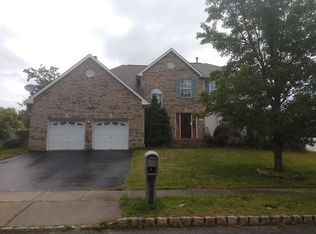 12 Andrew St, Howell, NJ 07731