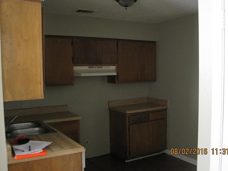 2nd image of 3514 Christine Rd