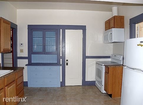 Kitchen of Other Apt