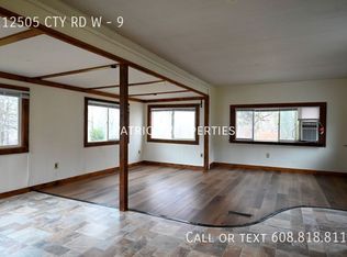 E12505 County Rd W #9, Baraboo, WI 53913