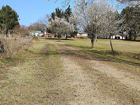 3rd image of 11181 Old Military Rd