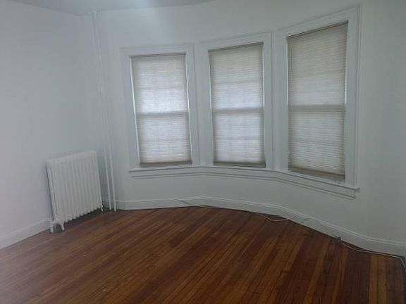 3rd image of 96 Kimball Ave