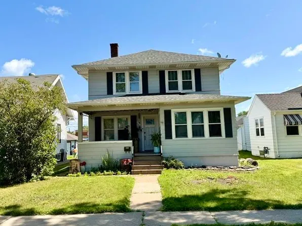 2512 2nd Ave W, Hibbing, MN 55746