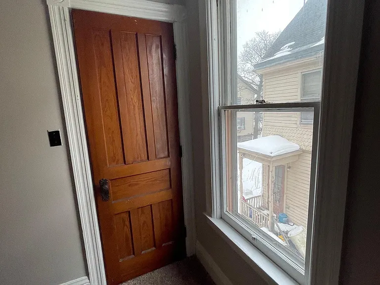 Elm St — Photo 10