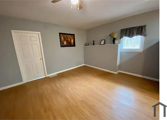 931 Kishwaukee St #2 — Photo 9