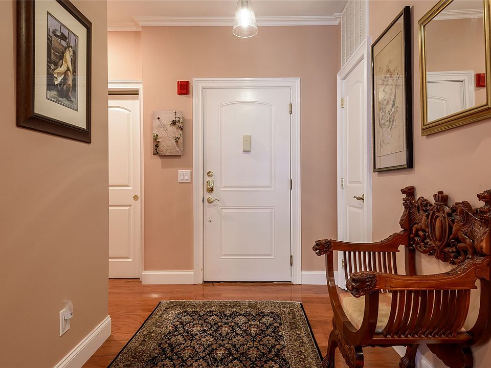 Meadowbrook Pointe 305 Trotting Ln Westbury NY Zillow