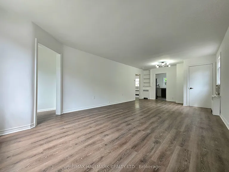49 Hunt Ave — Photo 4