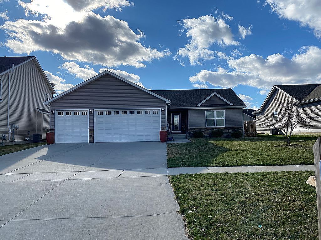 413 S Park Ave, Chatham, IL 62629 Zillow