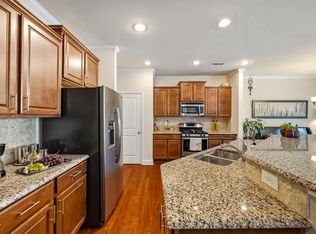 1043 Skies Ln, Durham, NC 27703