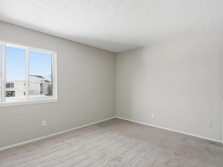 The Eclipse Apartment Homes — Photo 12