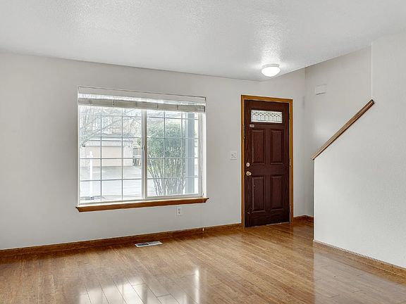 Main Entrance into the living room