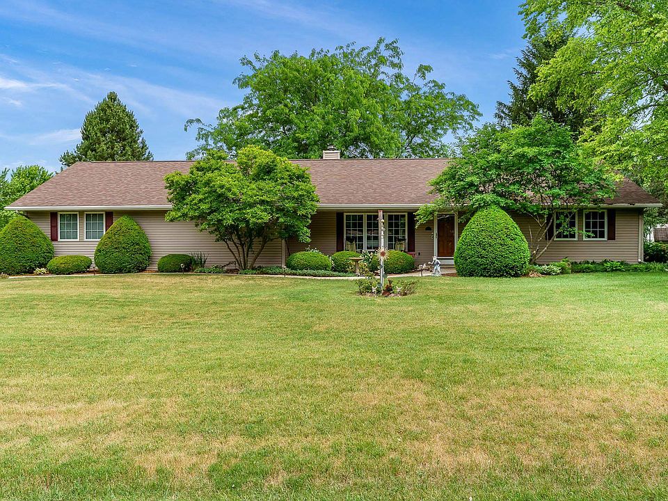 1st image of 535 Danielson Dr
