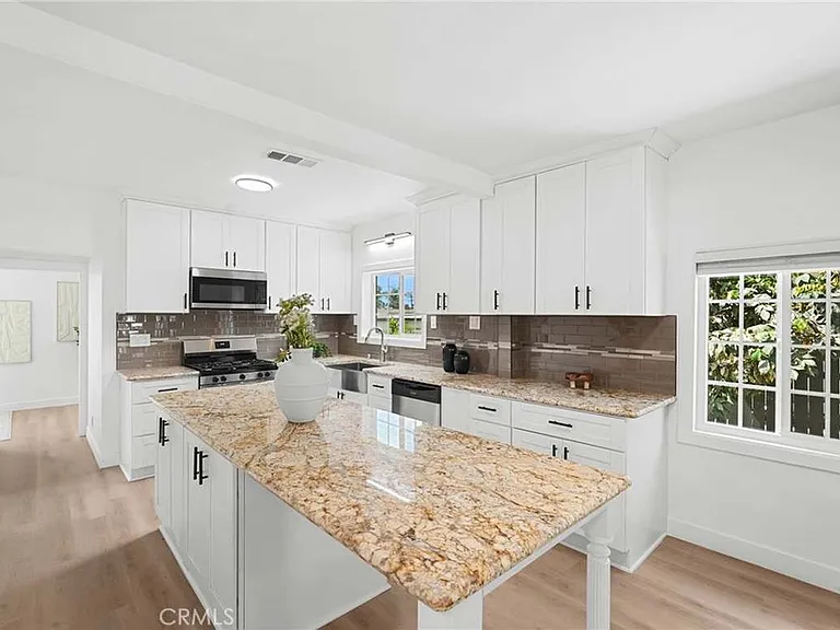 3922 Princeton St #1 — Photo 4