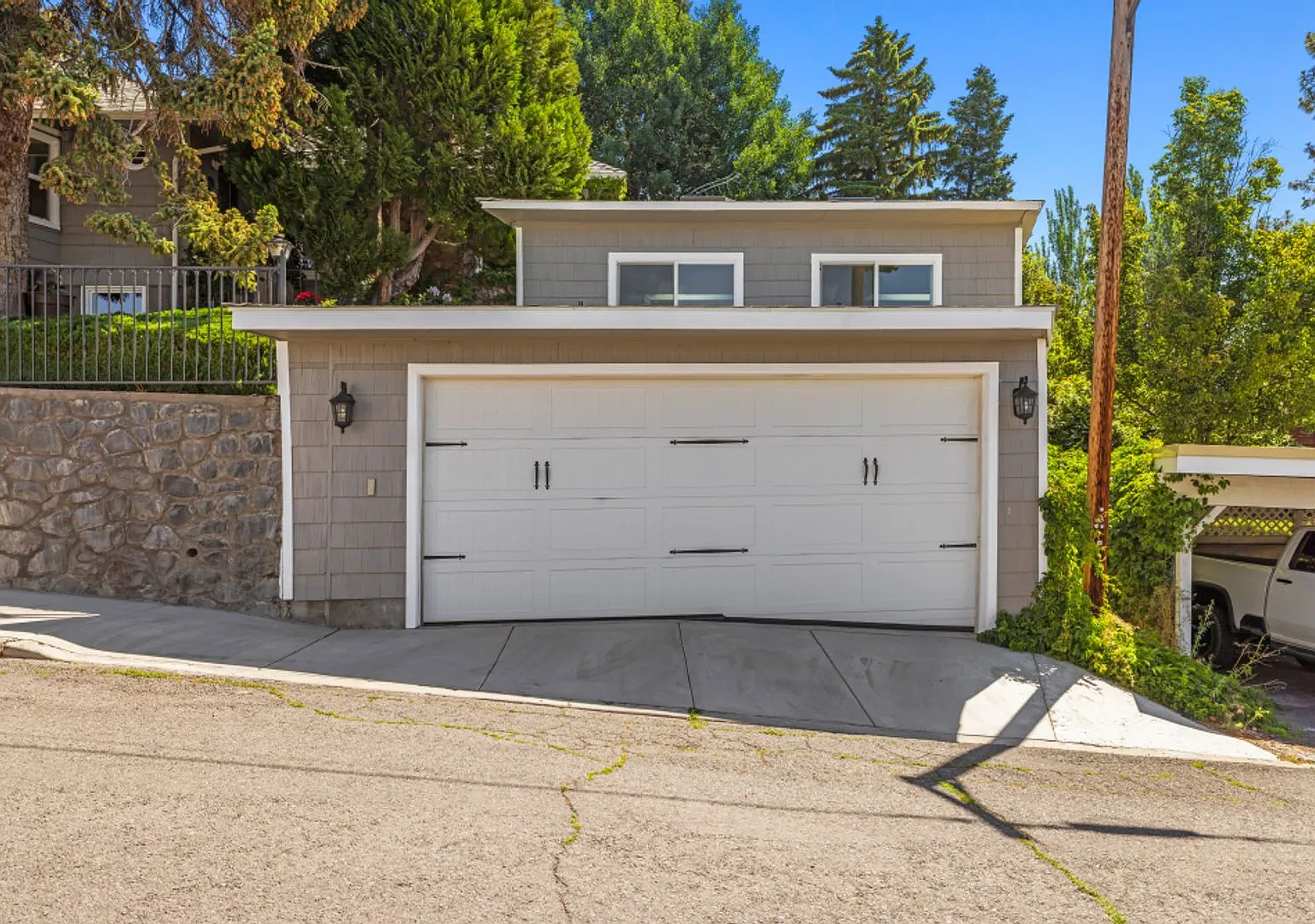 525 Mesa St — Photo 2