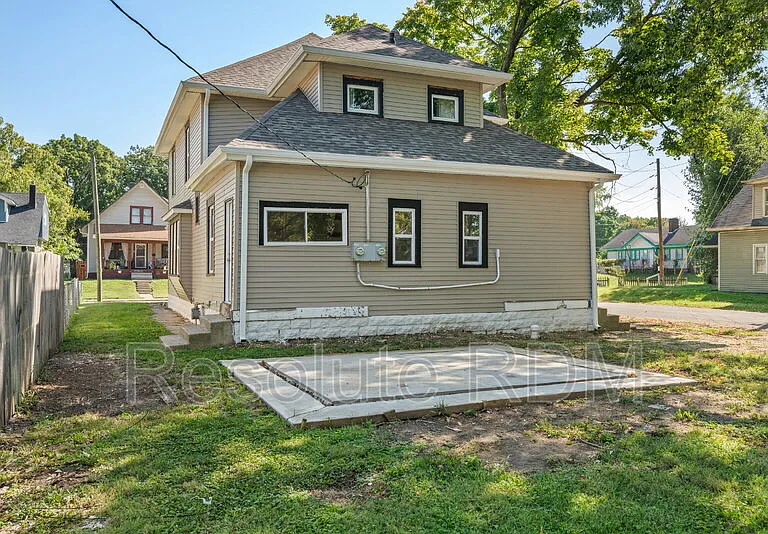 1312 N Dearborn St — Photo 19