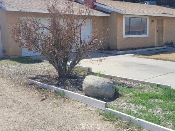 15114 Newmont Ave, Lancaster, CA 93535