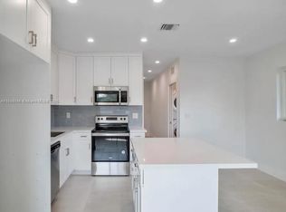 6329 SW 23rd St #1, Miami, FL 33155