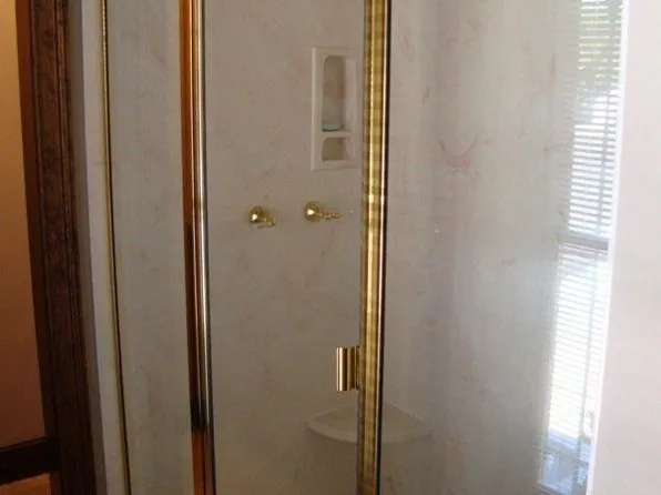 115 Parkins Mill Rd, Greenville, SC 29607