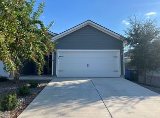 621 Heathers Way, Seguin, TX 78155