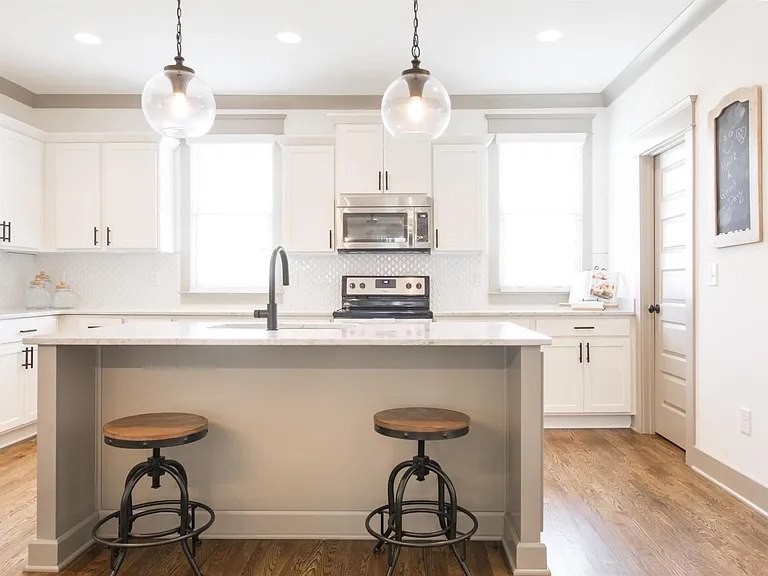204 Burns Ave #13 — Photo 10