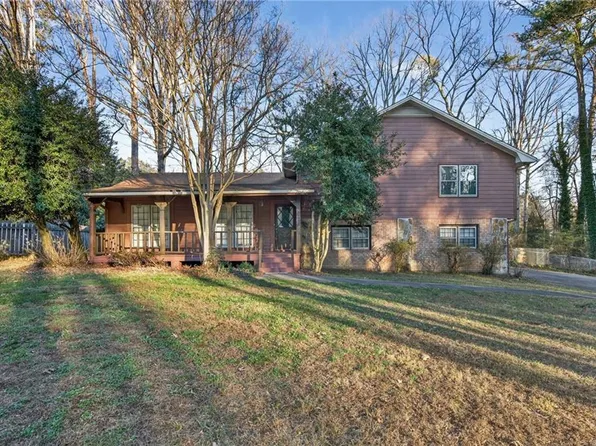 540 Boulder Park Dr, Lithia Springs, GA 30122