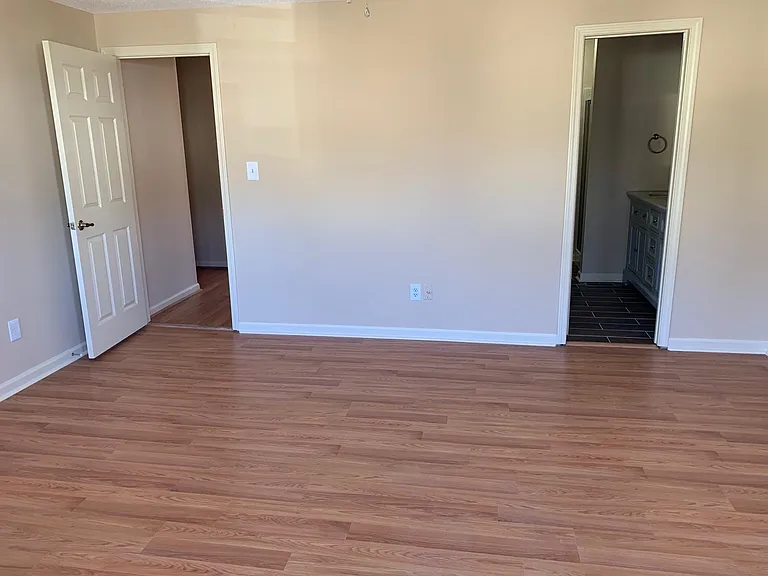 9634 Williamsburg Dr — Photo 8