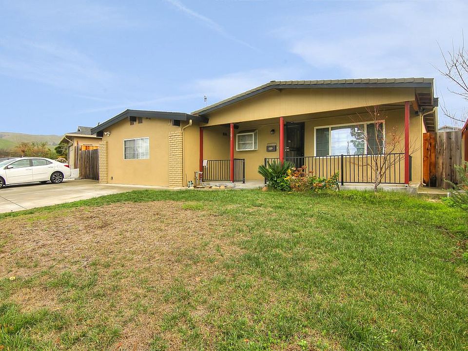 1st image of 3292 Mount Everest Dr