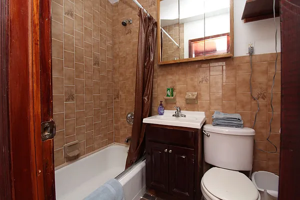 Rented by Proper Real Estate, LLC | media 42